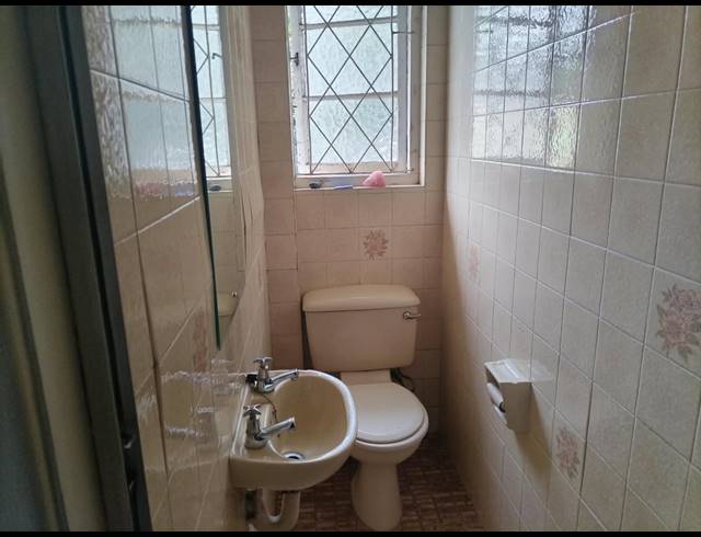 2 BEDROOM FLAT FOR SALE IN GLENWOOD